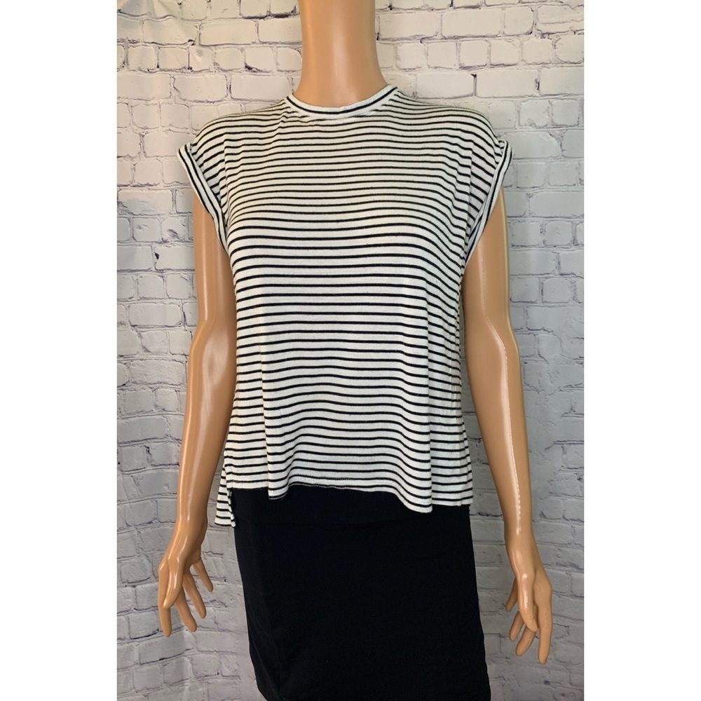 C & C california Soft Black & White Stripped T-shirt size medium